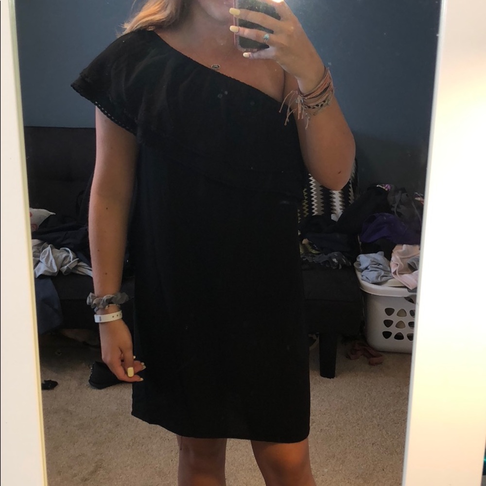Black dress
